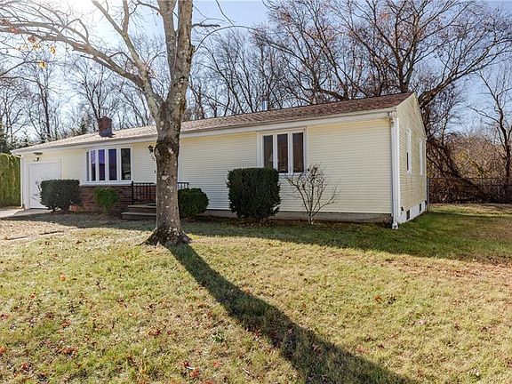 4th image of 192 Burdick Dr
