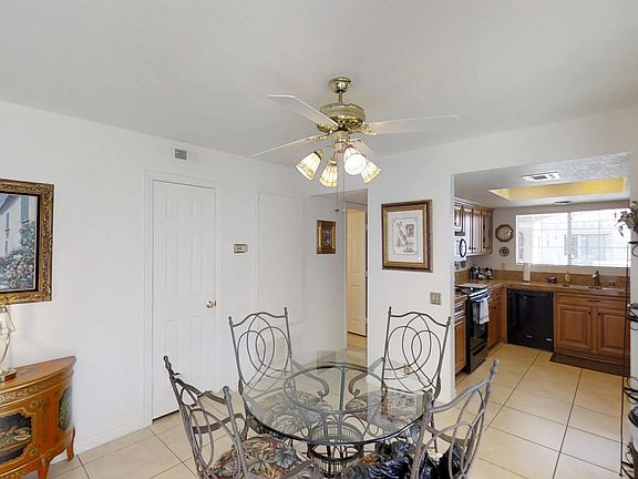2nd image of 2701 E Mesquite Ave #D143