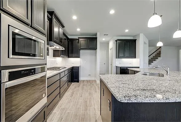 1216 Blanco Trl — Photo 26