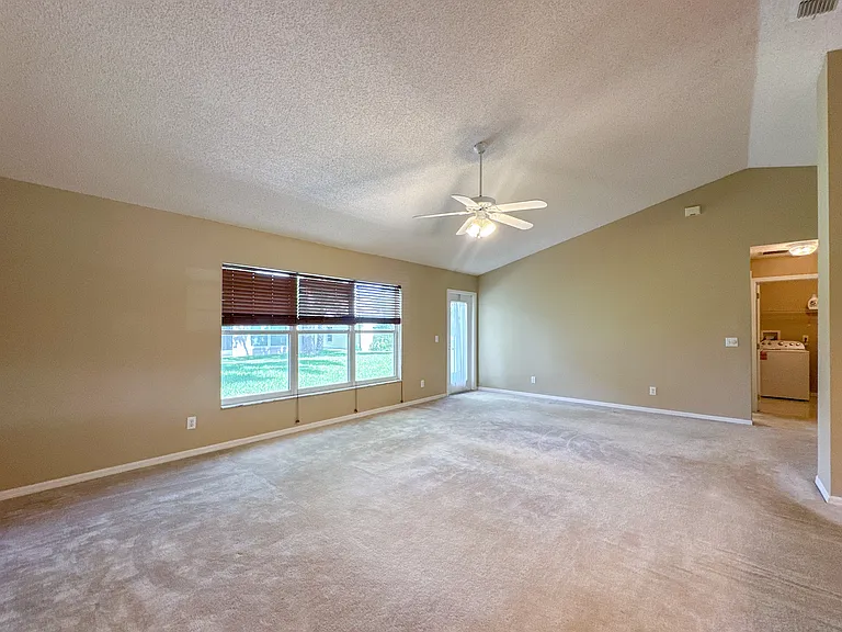 224 Faulkner St — Photo 16
