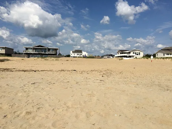 3520 Sandfiddler Rd, Virginia Beach, VA 23456