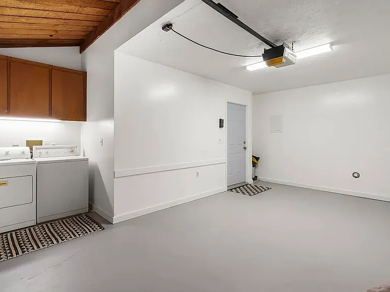 2141 Awihi Pl — Photo 18