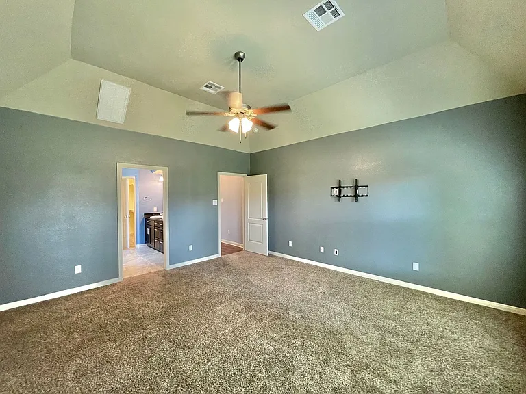 3607 Rusack Dr — Photo 19