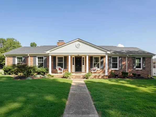 574 Hazelwood Dr, Florence, AL 35633