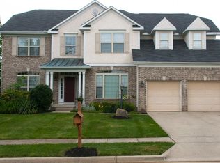8095 Chateau Ln, Westerville, OH
