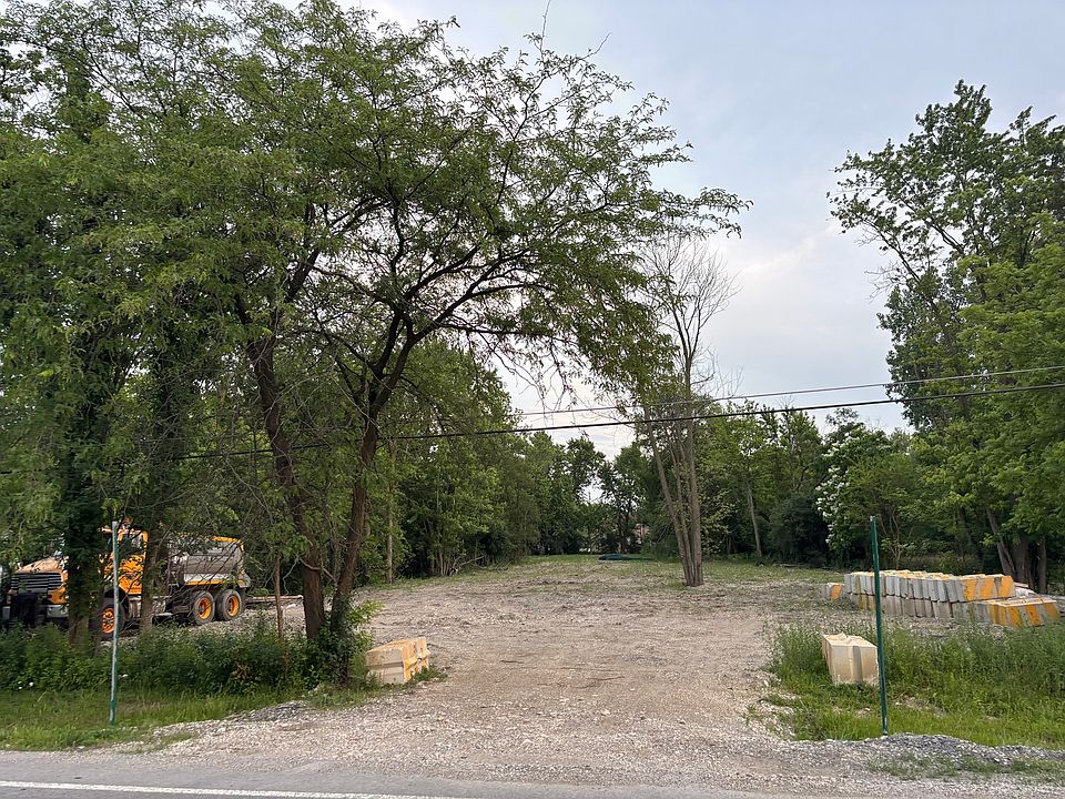 1st image of 3949 Flossmoor Rd