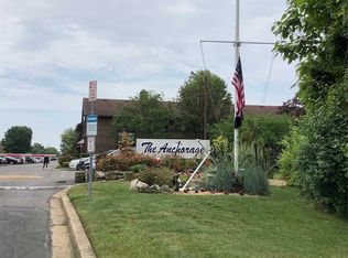233 Mariners Way, Copiague, NY 11726