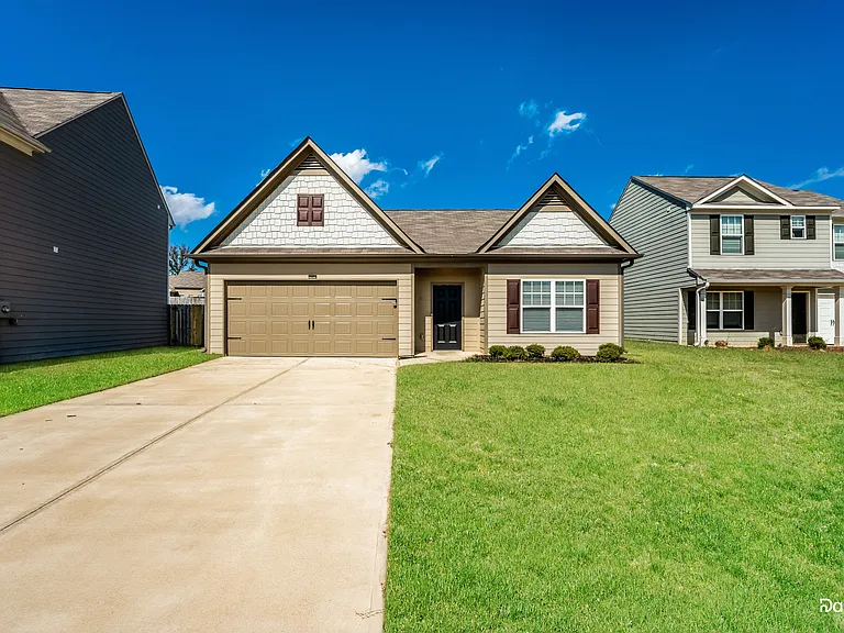 355 Farmhouse Ln — Photo 1