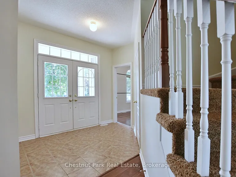 38 Clubhouse Dr — Photo 9