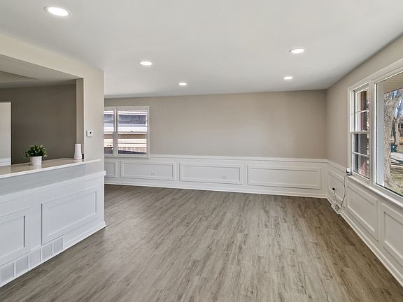 4th image of 9204 S Kedvale Ave