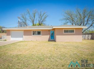 704 W Catalina Dr, Artesia, NM 88210