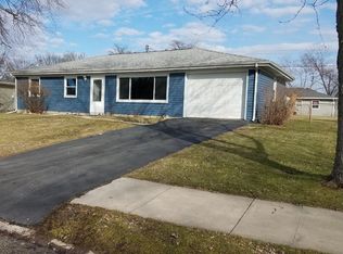 713 Longrun Rd, Valparaiso, IN 46385