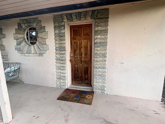 2nd image of 513 37th Ave N