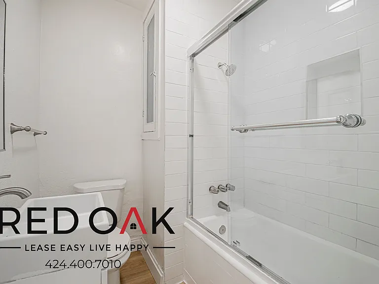4348 Lockwood Ave #3 — Photo 11