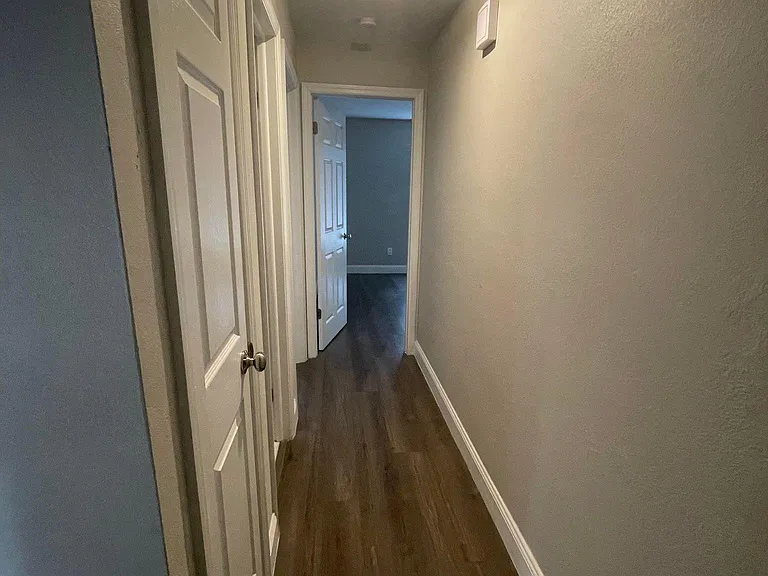 4703 Kelly Rd — Photo 21