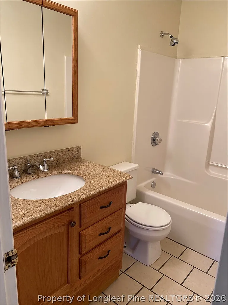 3 bed, 2.0 bath, 1086 sqft, $1,500 — Photo 4