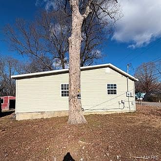 3rd image of 1901 Alice St