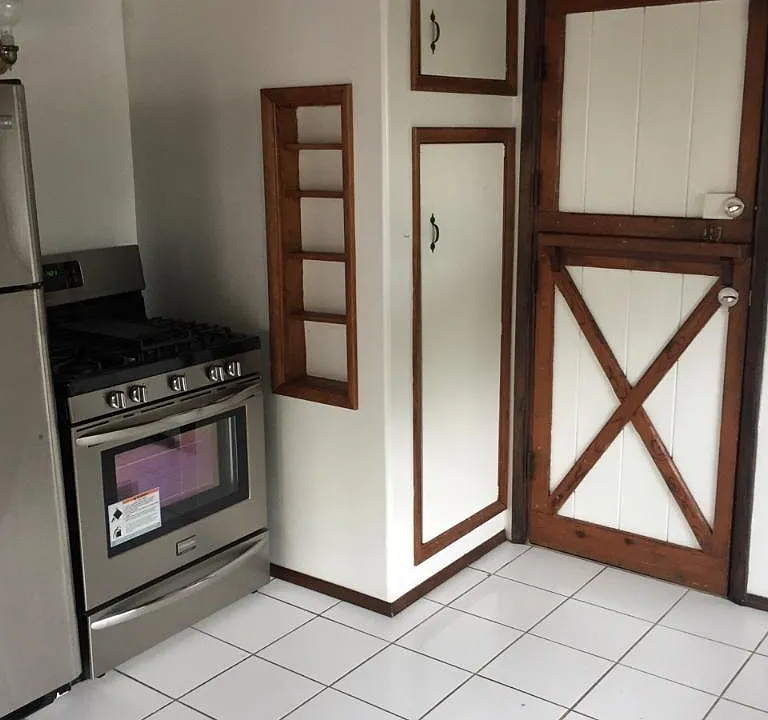 Kitchen storage