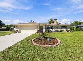 1050 Oleander St, Englewood, FL 34223