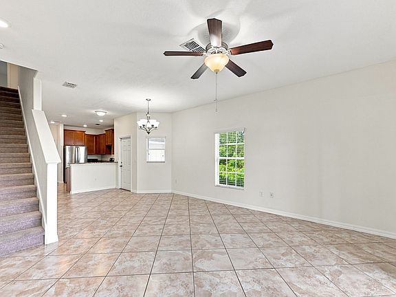4th image of 31141 Claridge Pl