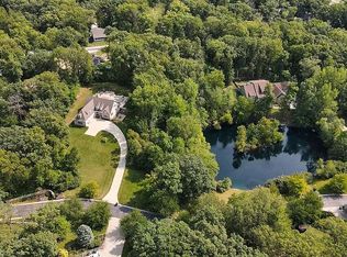 5402 Garden Gtwy, Valparaiso, IN 46383