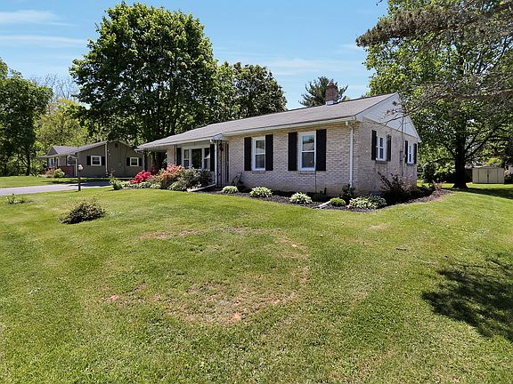 2nd image of 641 Highland Ave