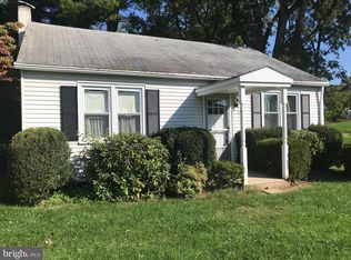 33 Greenbriar Ln, Dillsburg, PA 17019