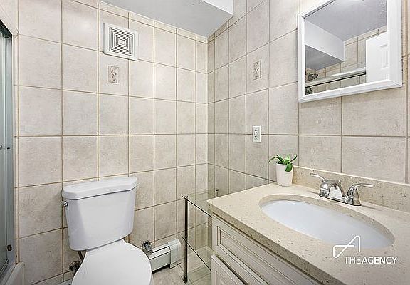 5th image of 35-52 33rd St #1