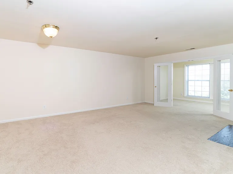 Large living spaces with plush carpeting
