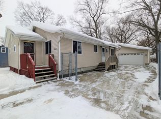 2943 Austin St, Norton Shores, MI 49444