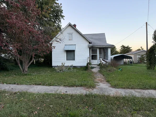 318 Harold St, Slater, MO 65349