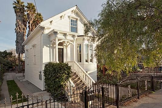 Historical 1876 Oakland cottage