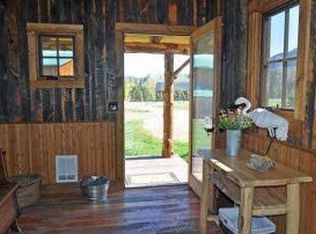 2455 E River Rd, Livingston, MT 59047