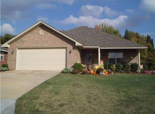 1840 Green Meadow Dr, Van Buren, AR 72956