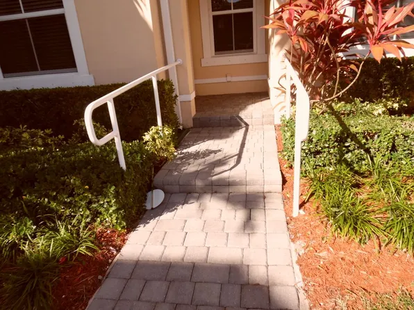 142 SE 28th Ter Unit 12, Homestead, FL 33033