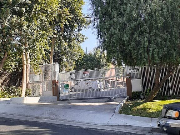 5th image of 5161 E Huntington Dr N #3