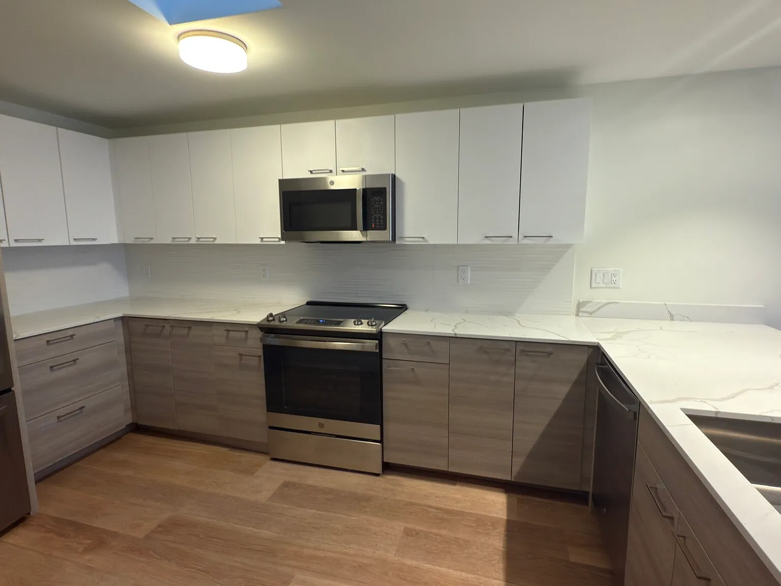 2 bed, 2.5 bath, $4,800 — Photo 3