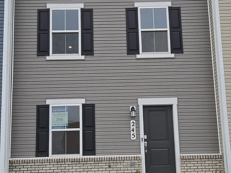 245 Swan Field Ave — Photo 1