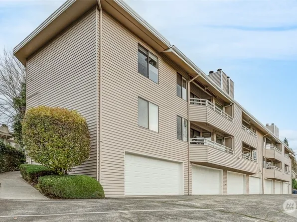 11430 99th Place NE #2, Kirkland, WA 98033