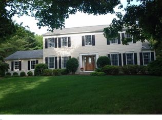 16 Bridgewater Dr, Princeton Junction, NJ 08550