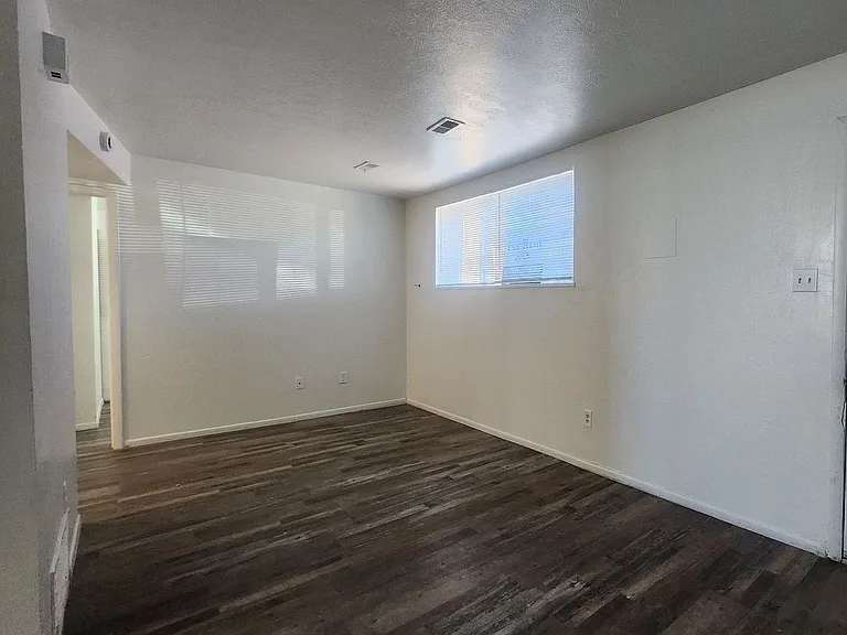 3501 Baltimore Ave #4 — Photo 8