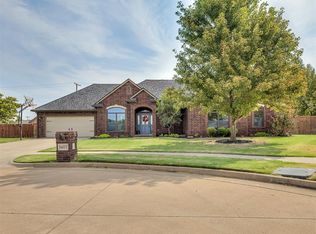 1407 Fairfax Ln, El Reno, OK 73036