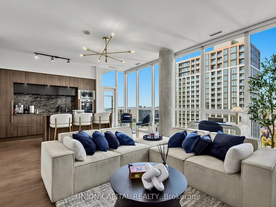 88 Blue Jays Way #Penthouse 1