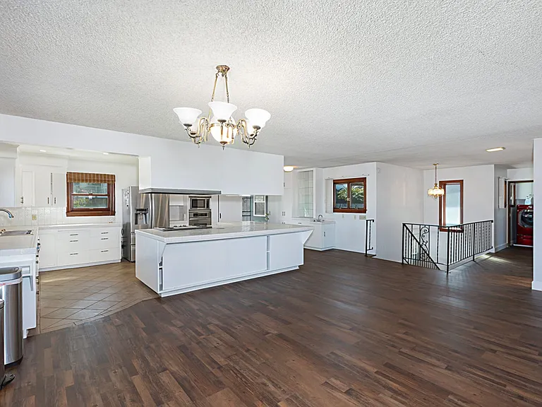 4495 Brighton Ave — Photo 17