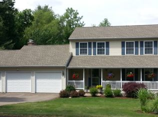 25 Hicksville Rd, Cromwell, CT 06416