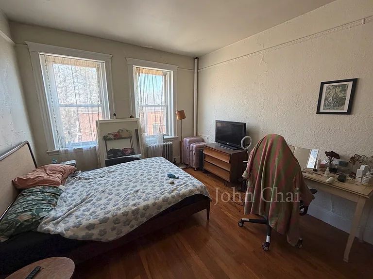 70 Chiswick Rd #15 — Photo 14