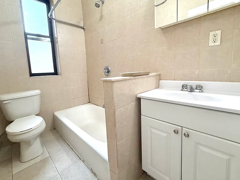 1510 Ocean Pkwy #A16 — Photo 4