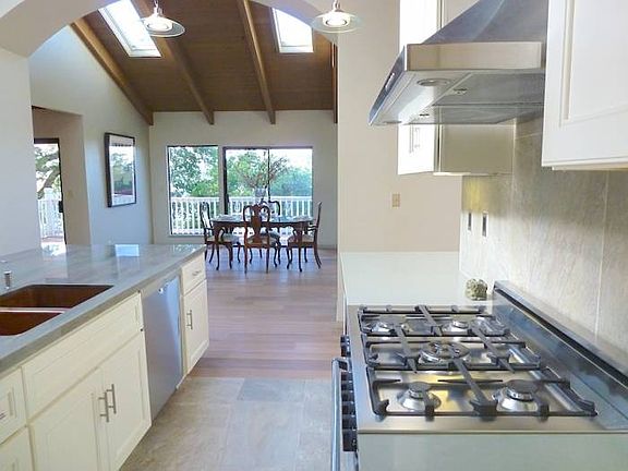 Gas range