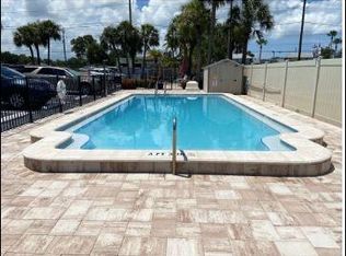 14531 Walsingham Rd APT 202, Largo, FL 33774