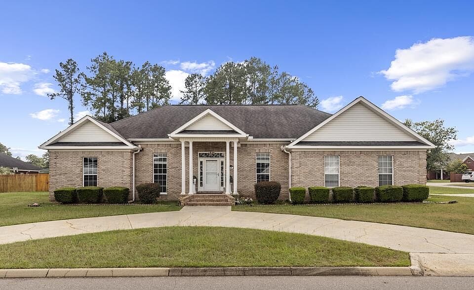 1st image of 59 Oak Lake Dr